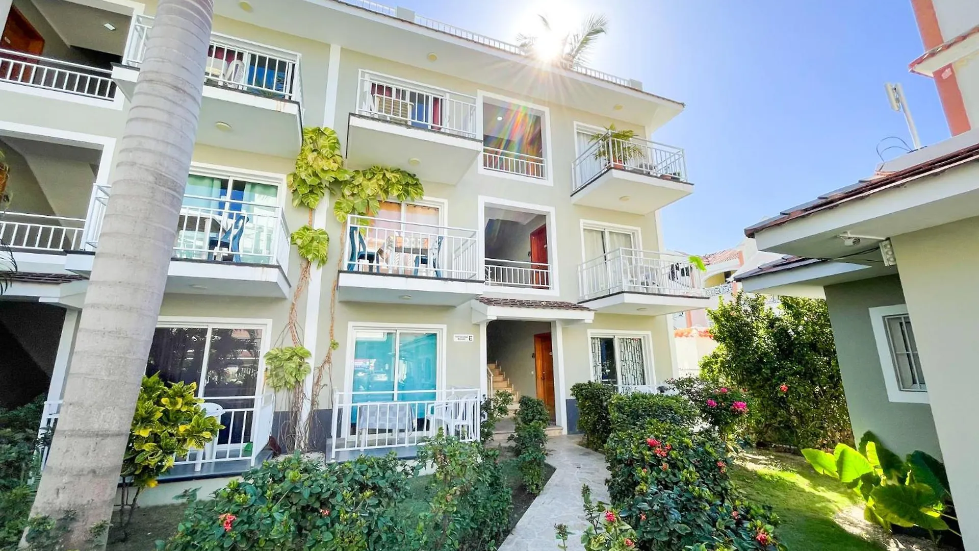 Sol Caribe Del Mar Los Corales Bavaro Studios Suites Beach & Pool 푼타 카나 호텔