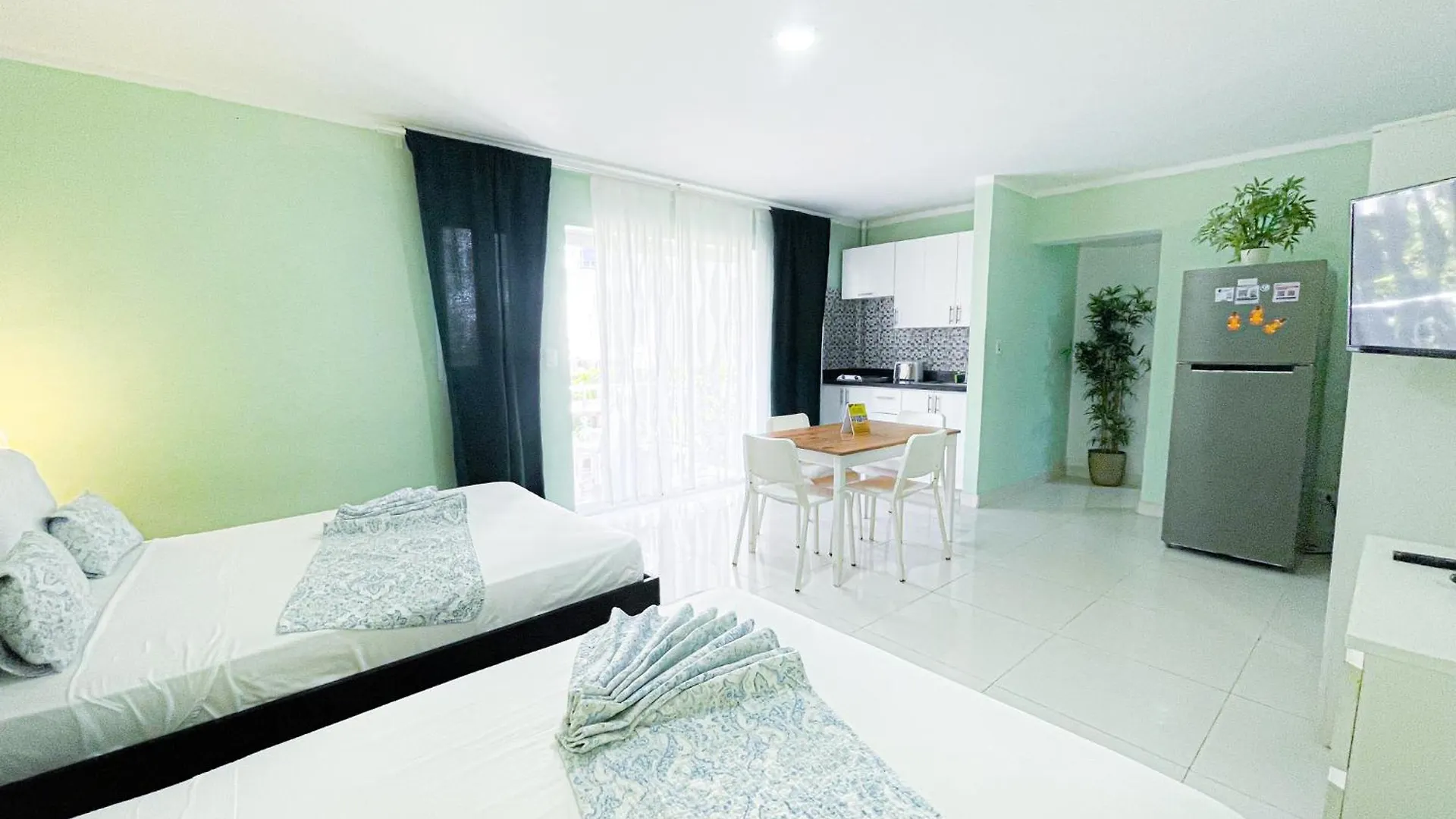 호텔 Sol Caribe Del Mar Los Corales Bavaro Studios Suites Beach & Pool 푼타 카나